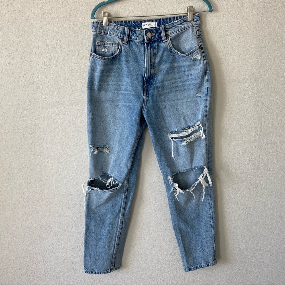 Zara Distressed Mom Jeans Size 8